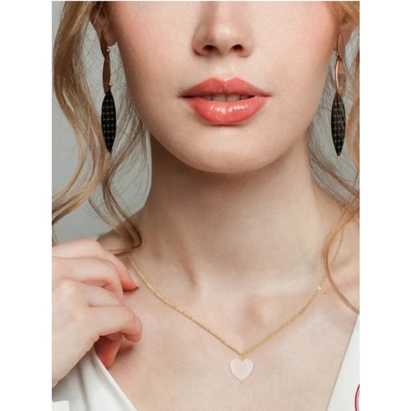 NEW Sparkly Gold Unisex-Women’s Pearl Heart, Yellow Gold Filled Necklace, 16-18” - Picture 3 of 14